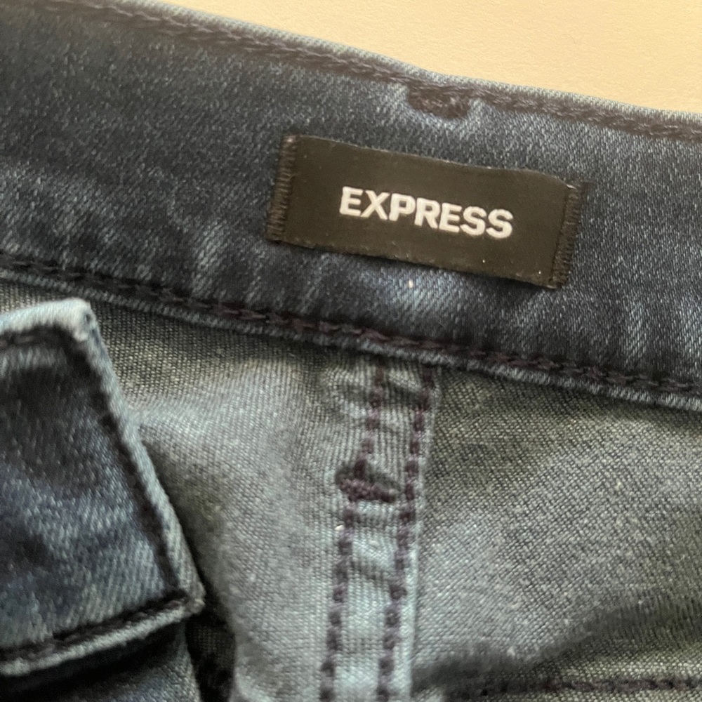 Express Jeans - Picture 3 of 10